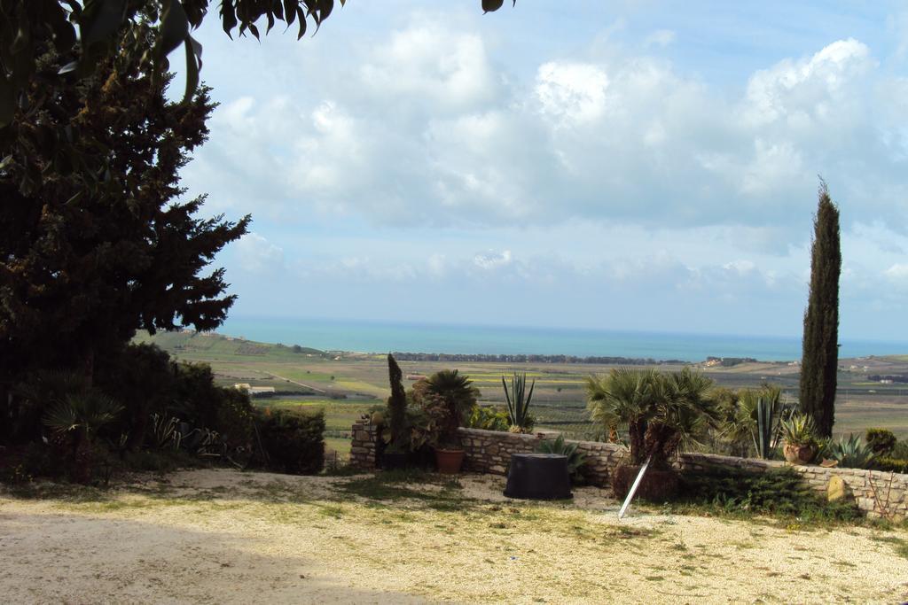 Casa Vacanze Donzellini Apartment Sciacca Bilik gambar